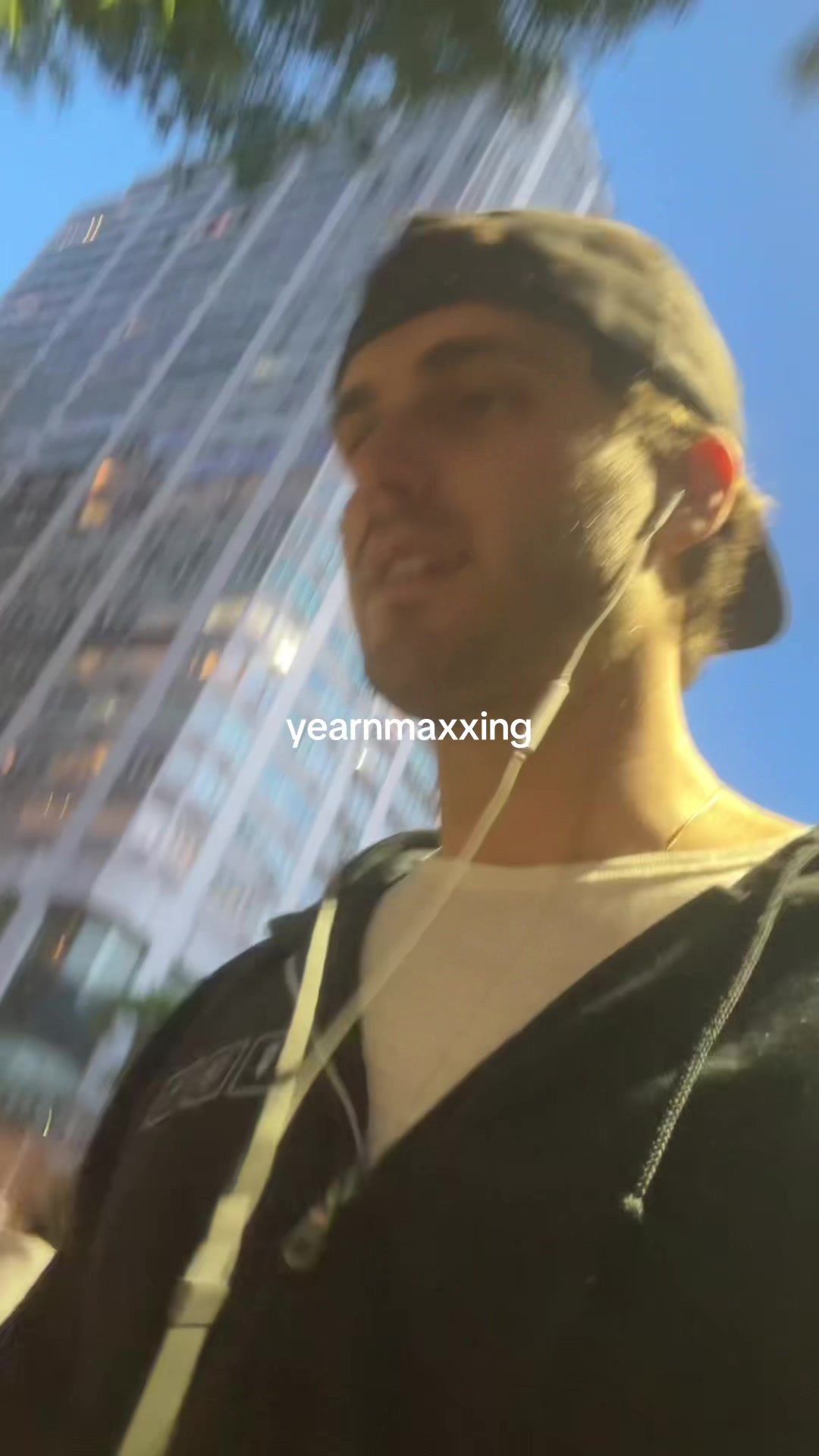 @MFHQ