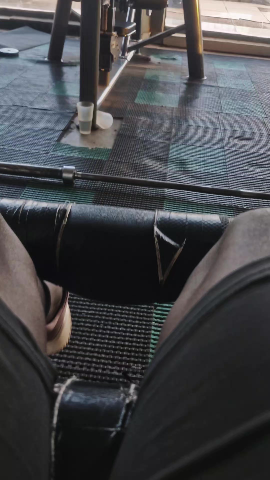 @️