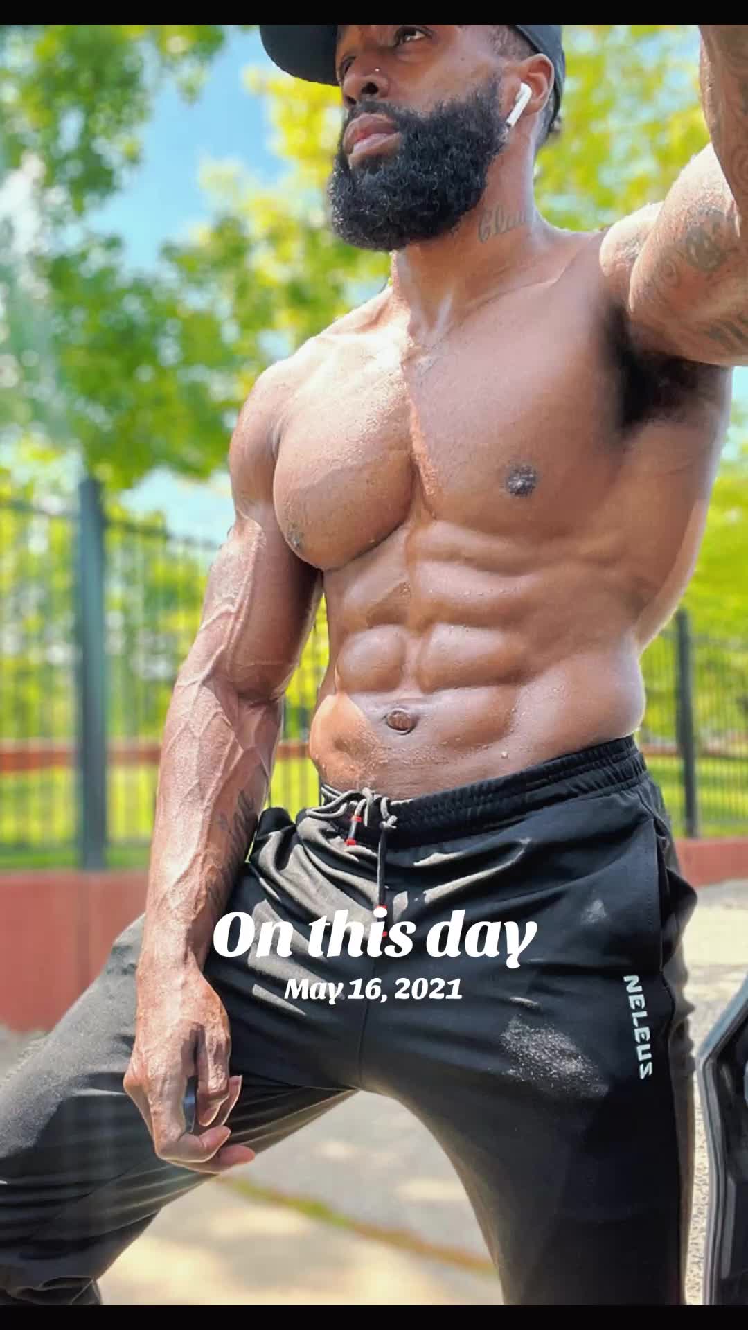 @firstname_leon