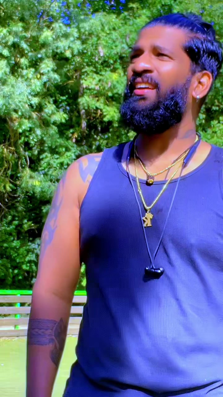 @Kandieepan