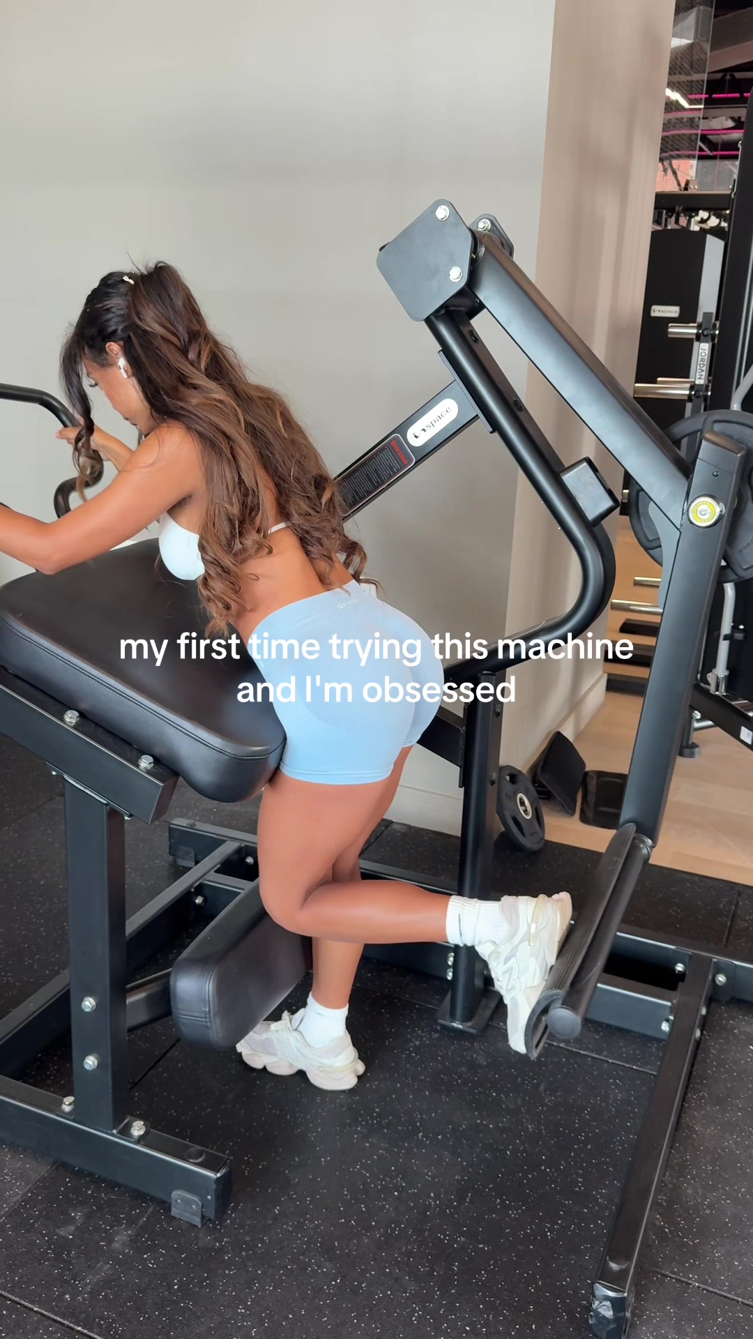 @Tia