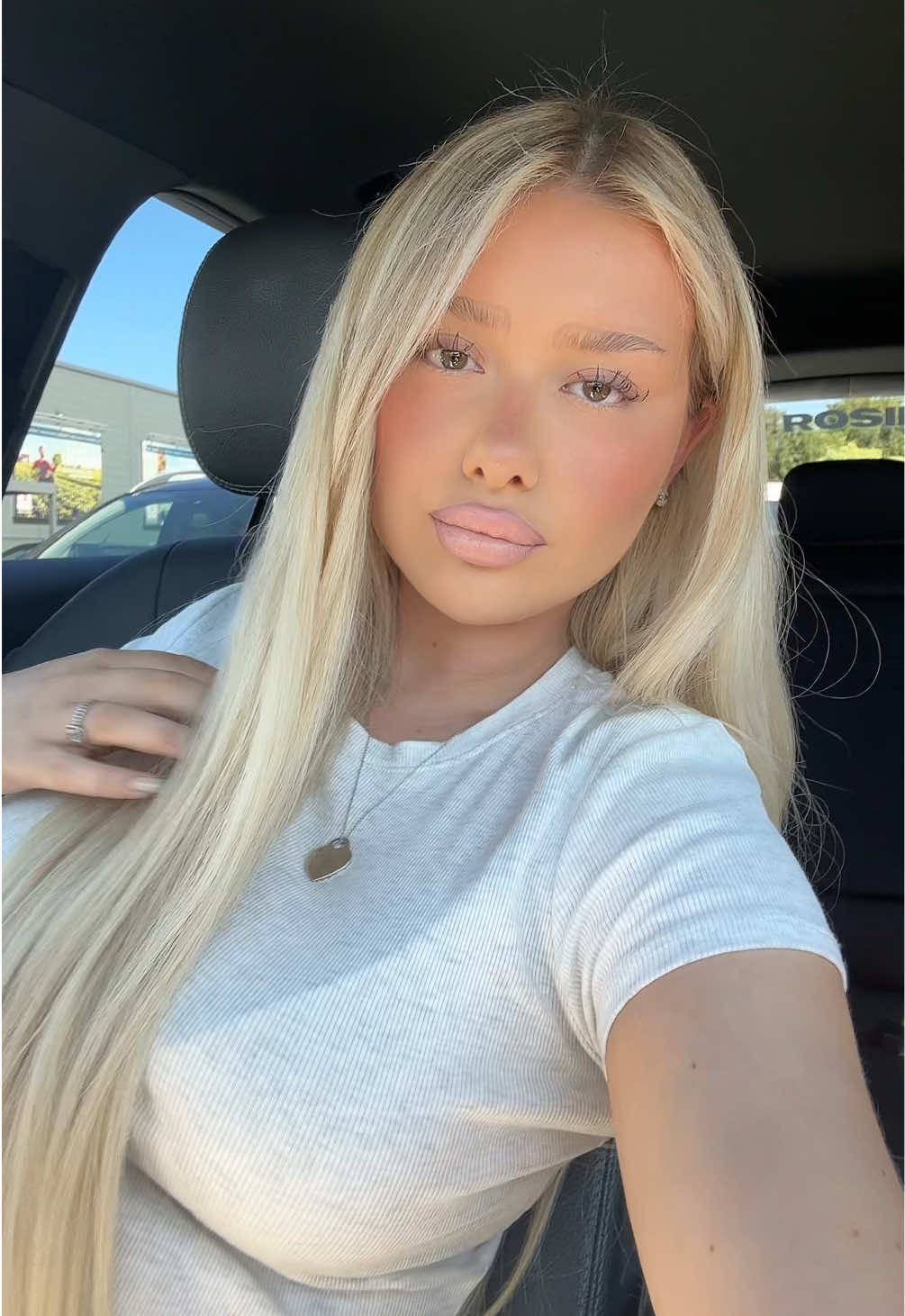@🧿