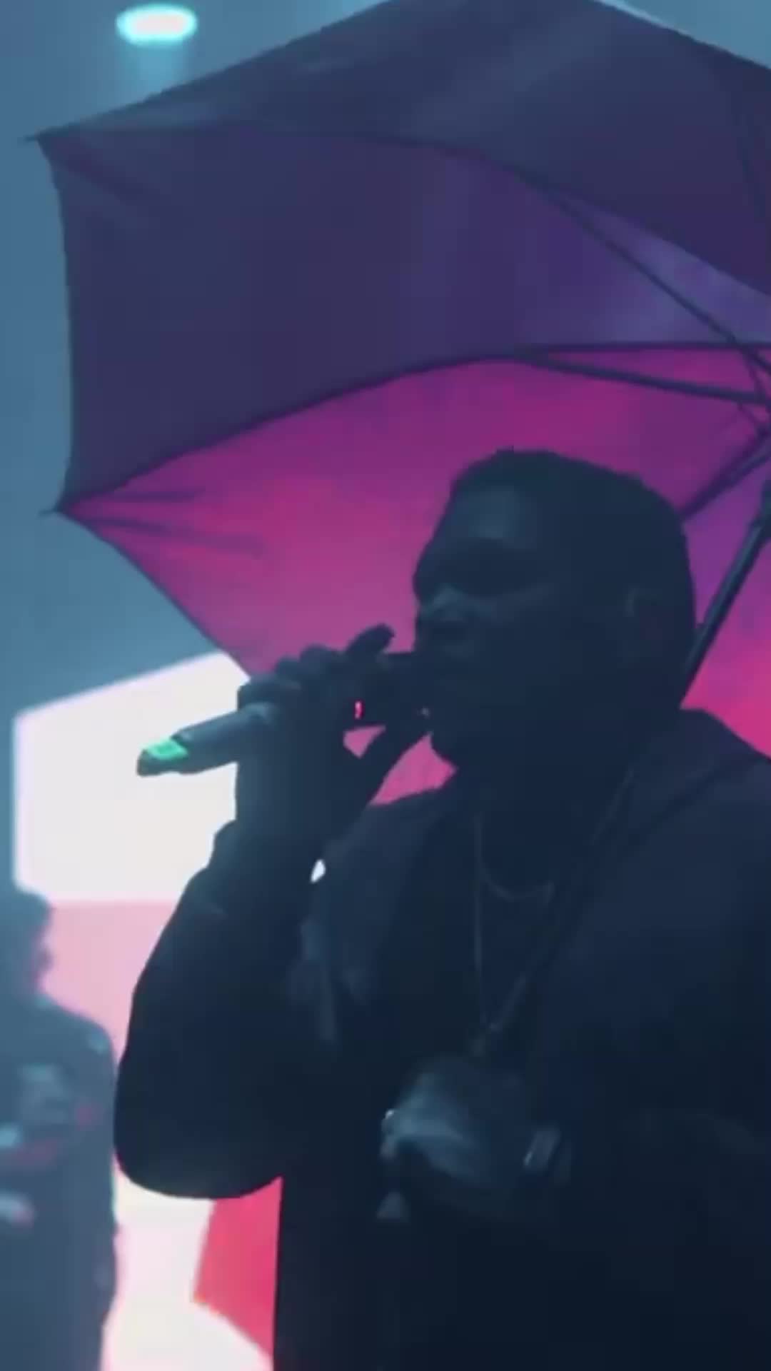 @𝟭𝟭:𝟮𝟴