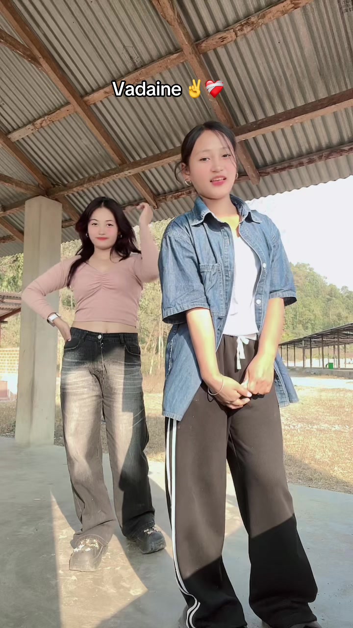 @निमा गोले Tamang ♊️✅