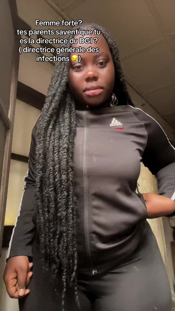 @APOUTSHOU🤍