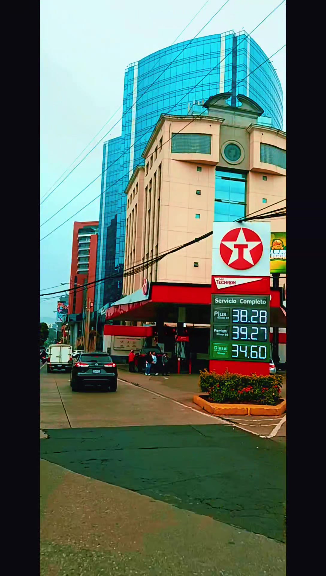 @H.L