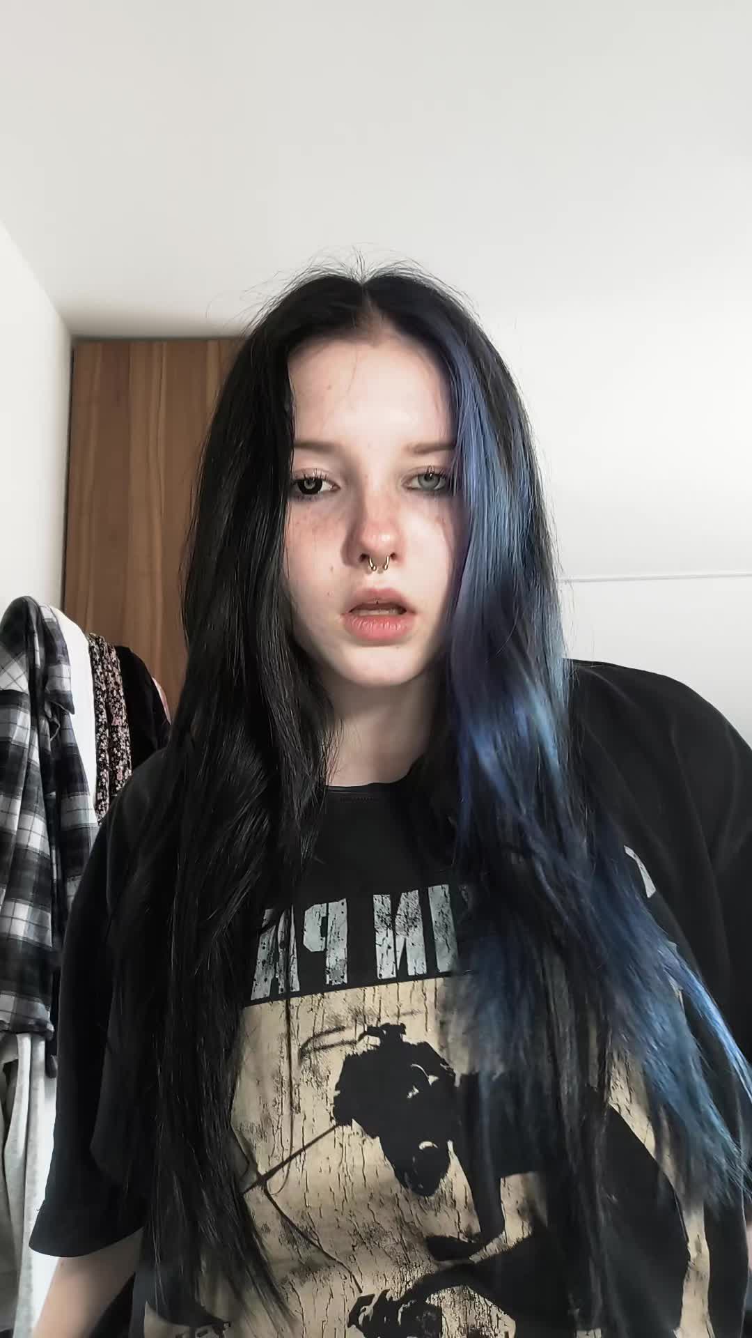 @Angelixx👽