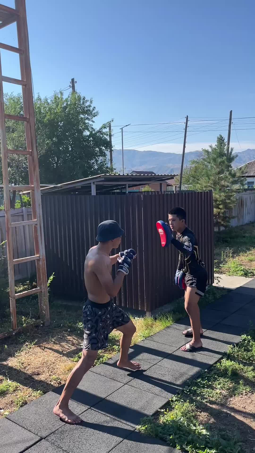 @THE NATORIOUS🥊