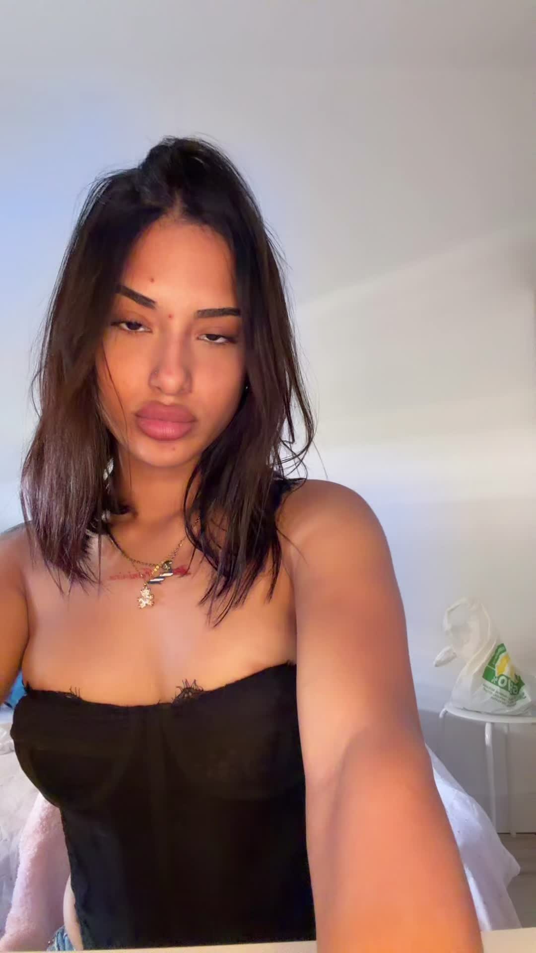 @🇨🇺baddiegirl