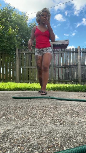 @Kaliyah