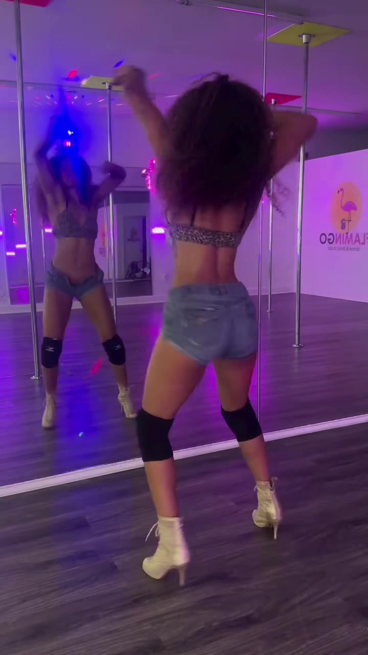 @FlamingoFitnessStudio