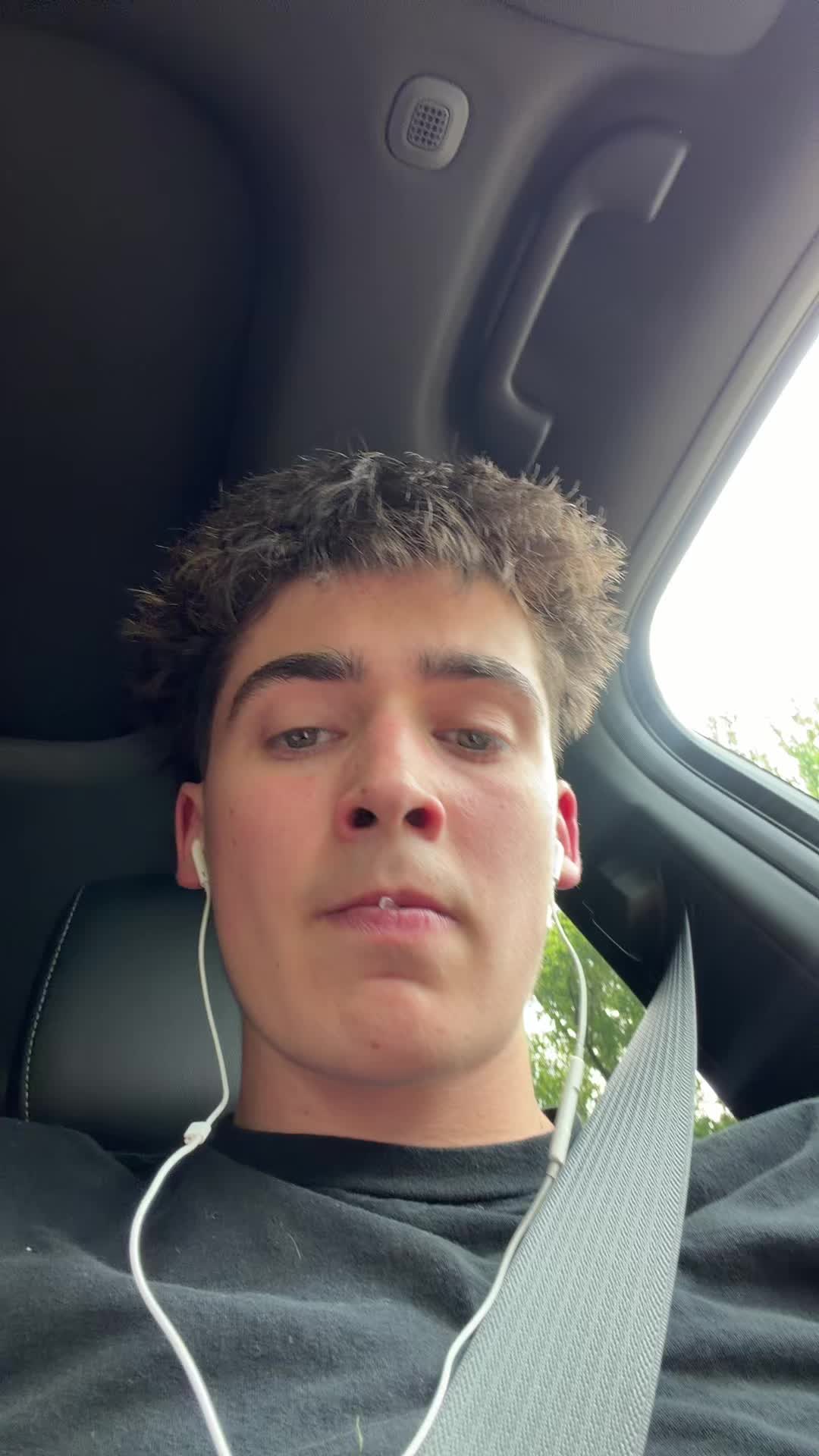@thisisnotwhoyouthinkitis