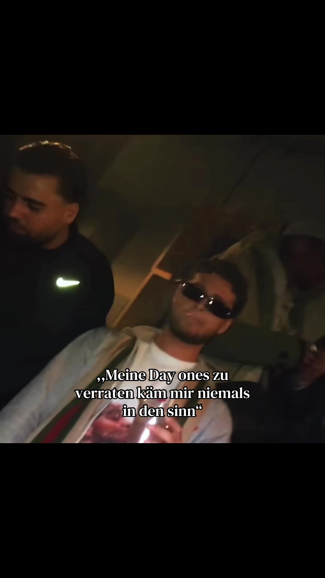 @🦂