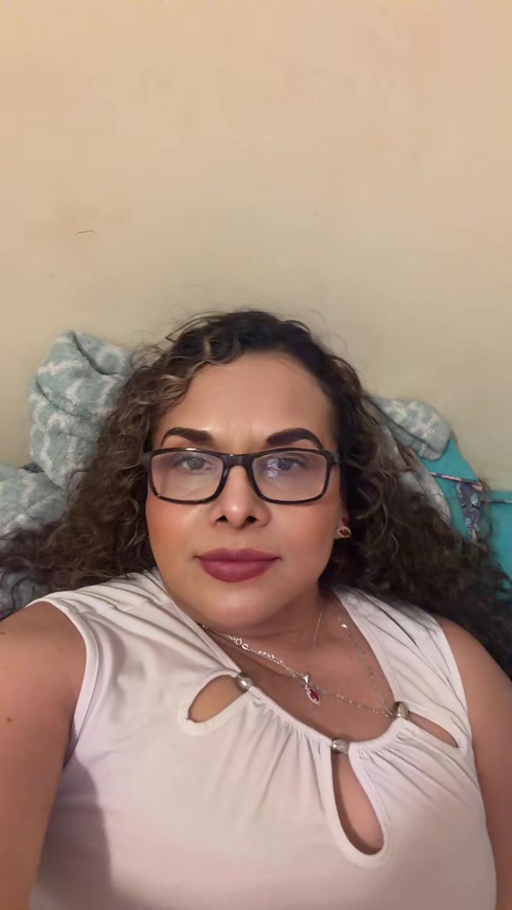 @Sofia Hernandez8072