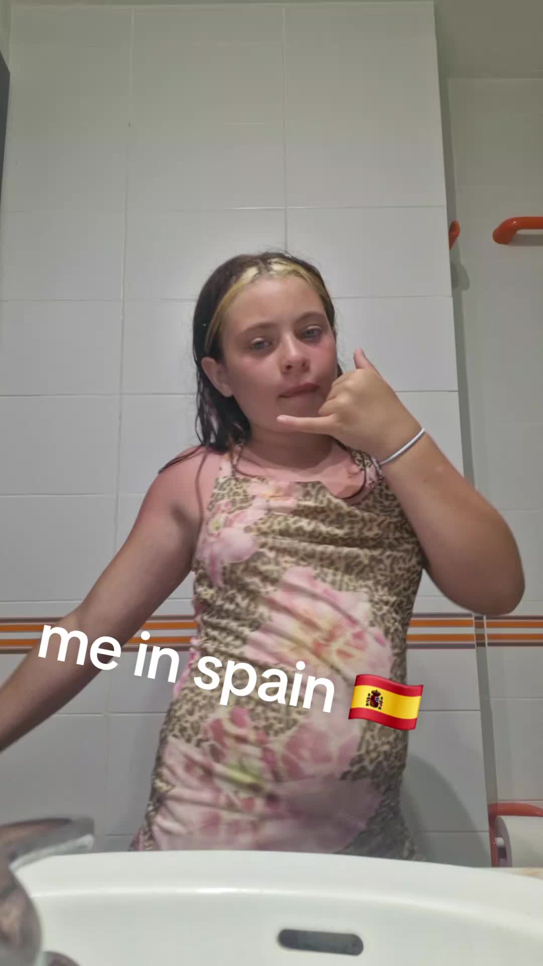 @Katie Aston