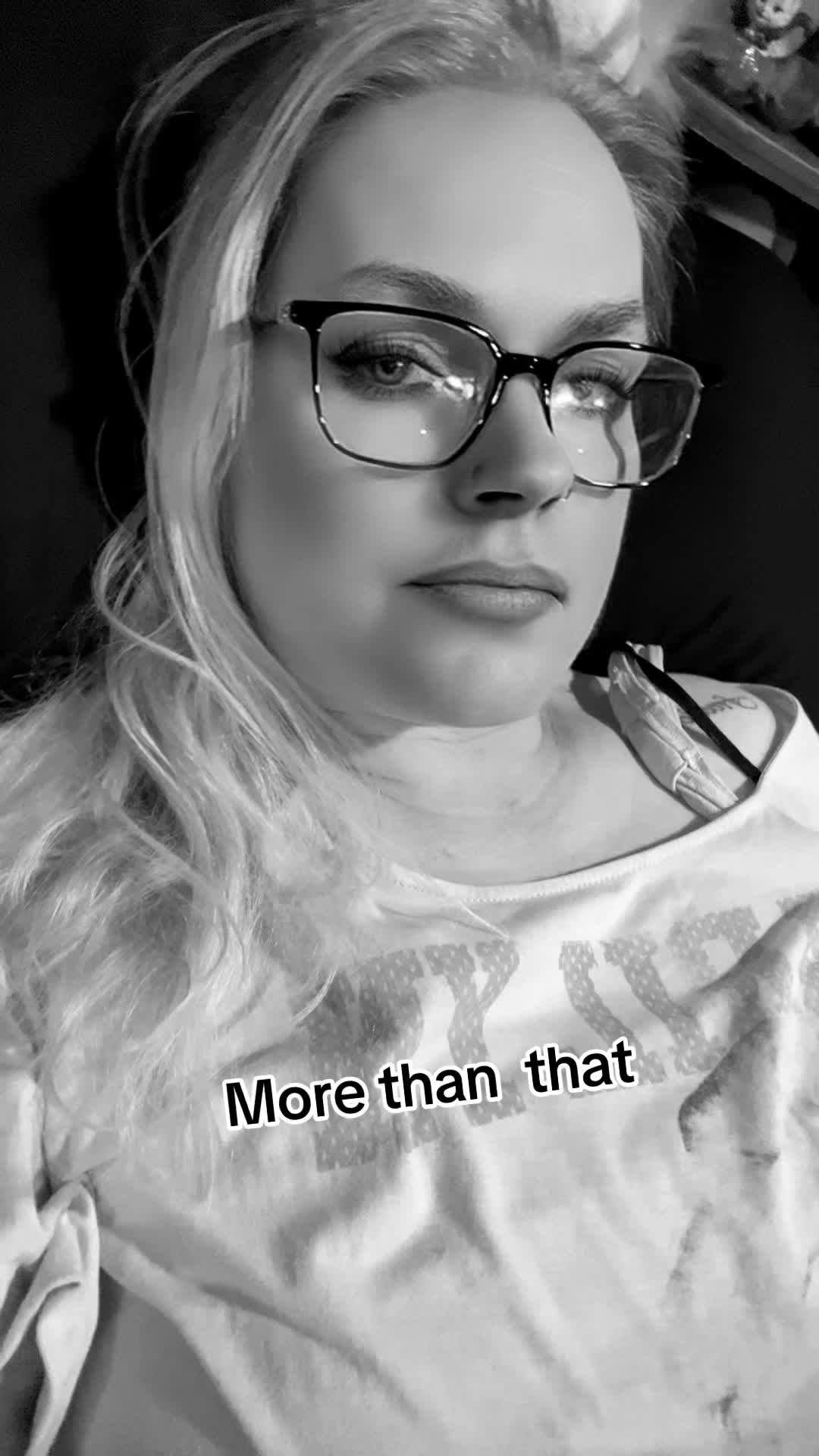 @Rachell Hoffard 🖤🩶🧿🪬🩶🖤