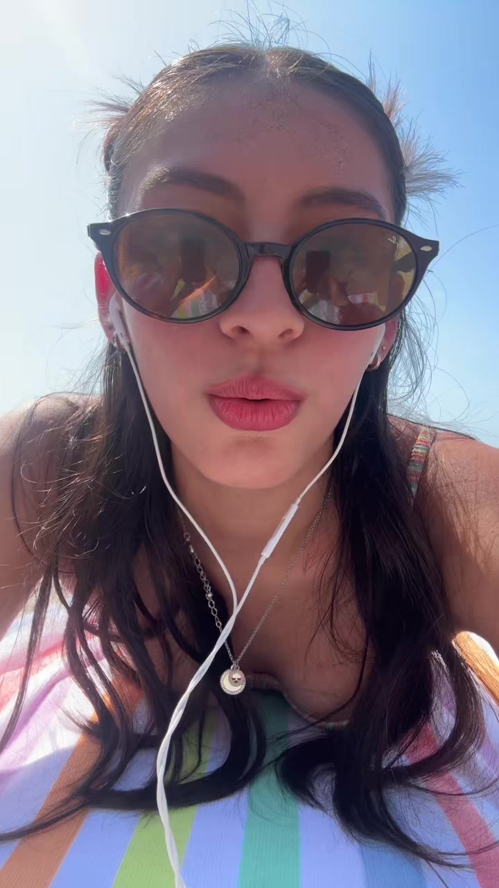 @_.kamilaap
