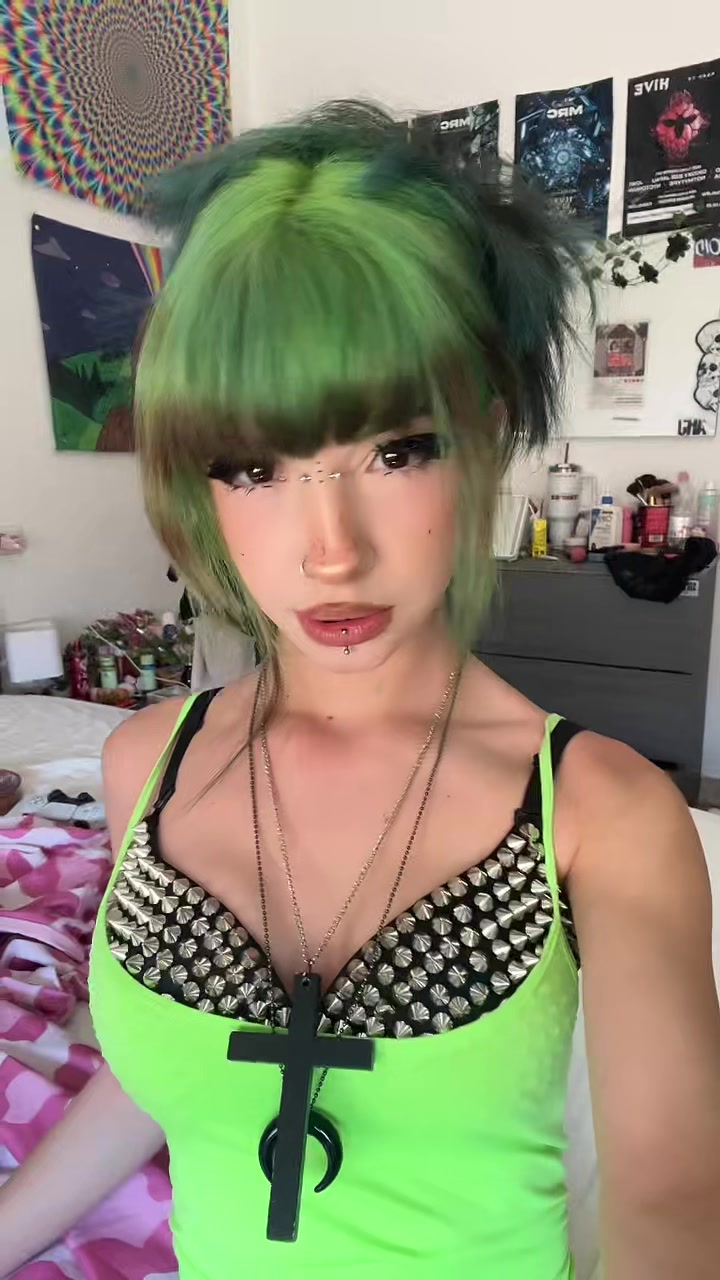 @,