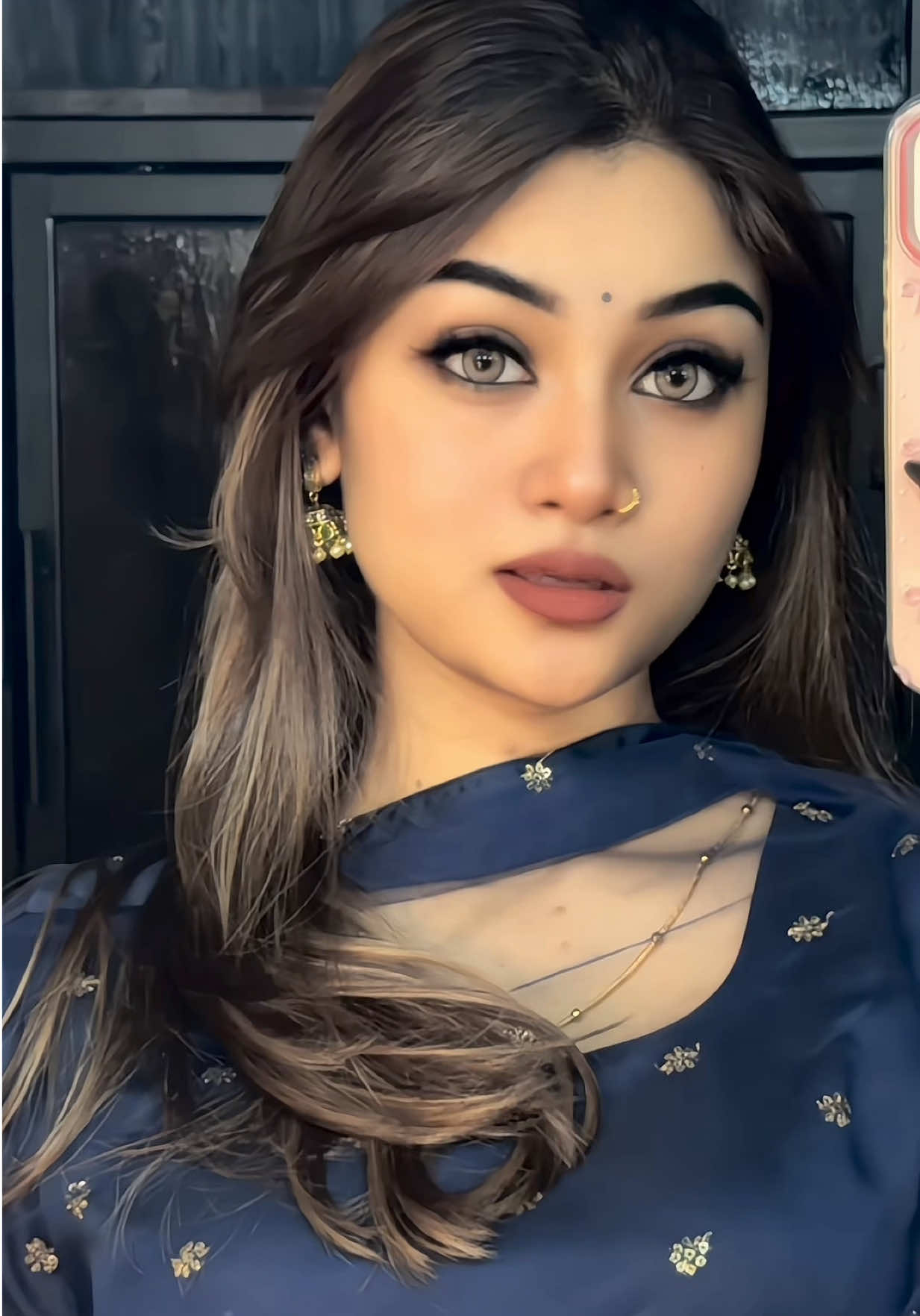 @𝓛𝓲𝓷𝓪𝓪