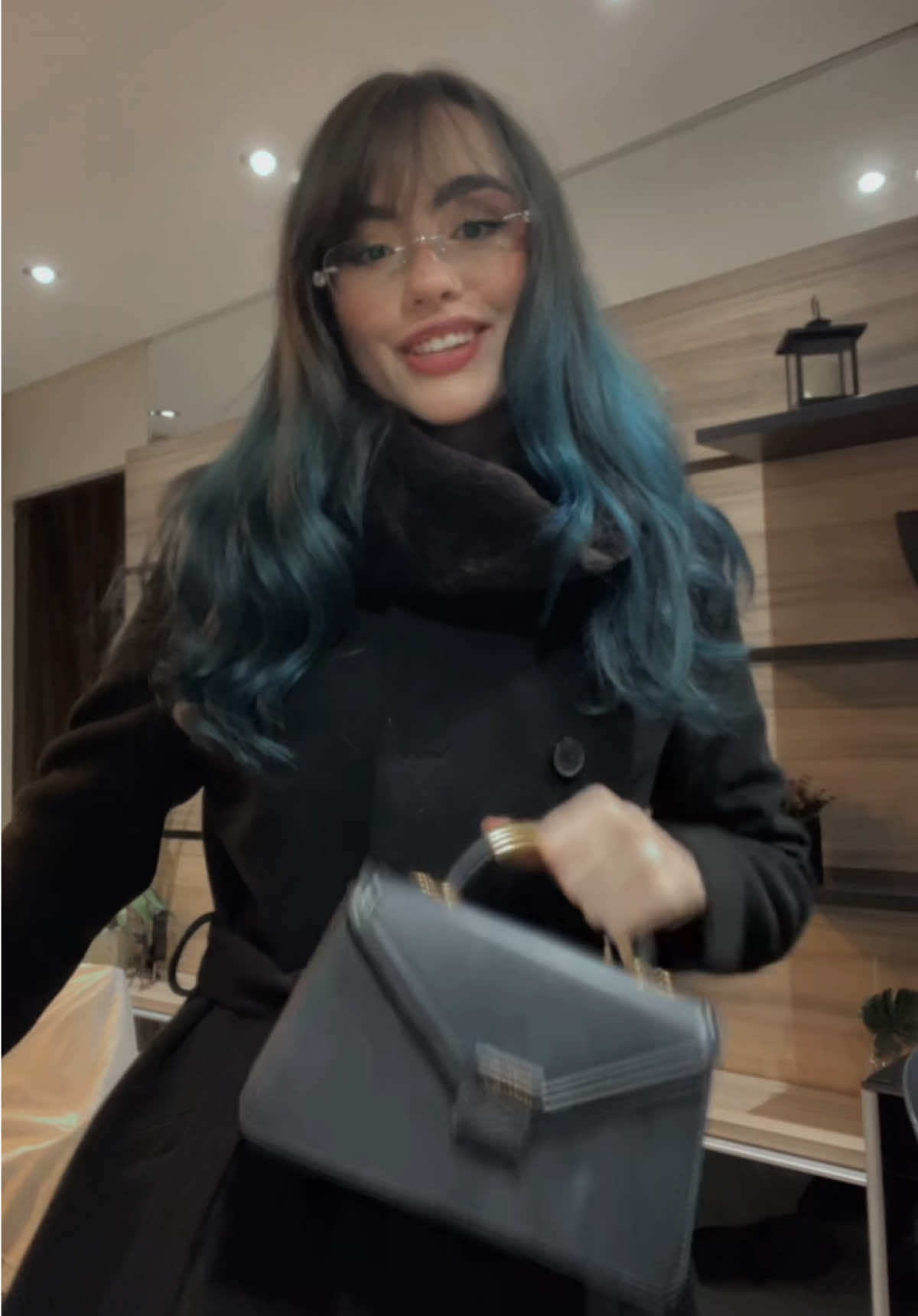@AuthenticManu