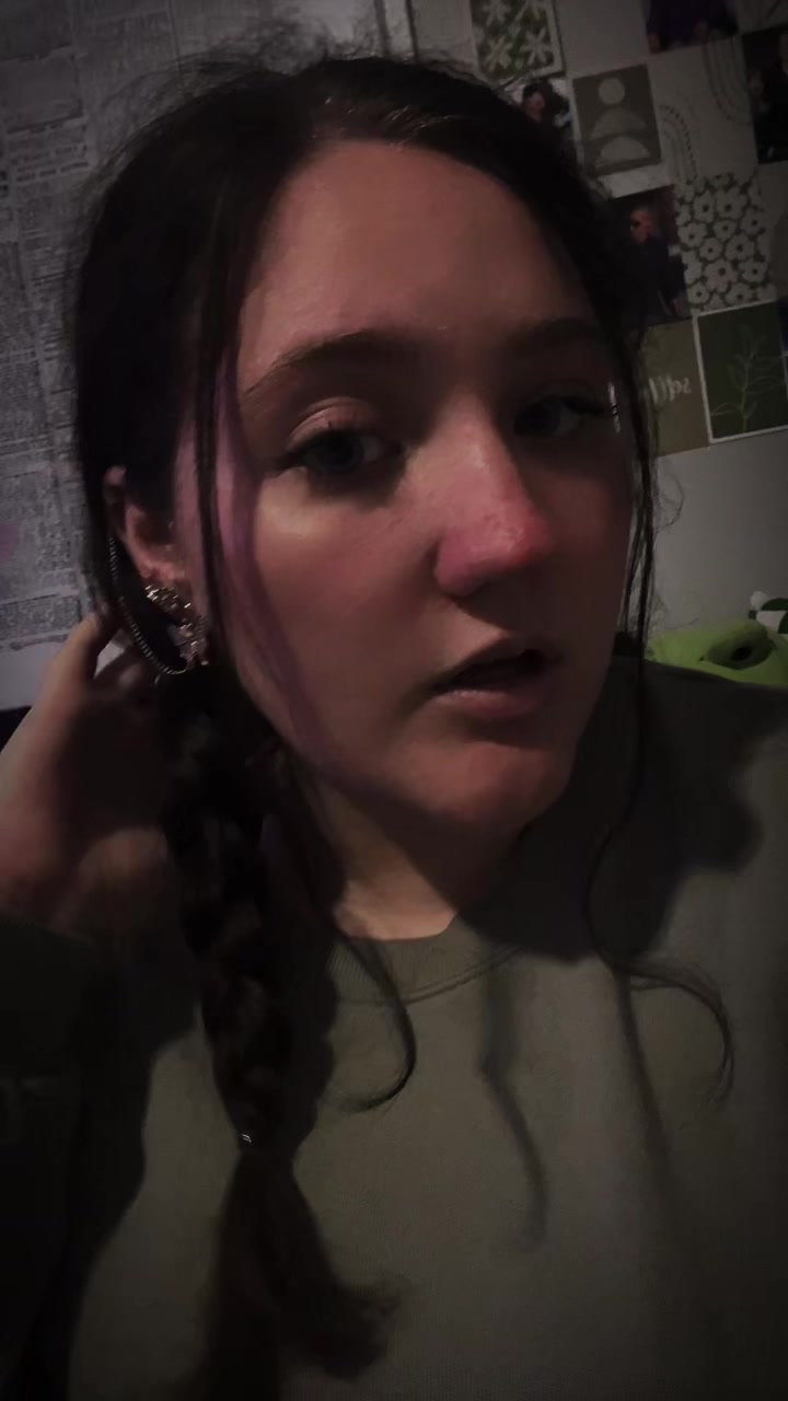 @f_emma_ninomenon