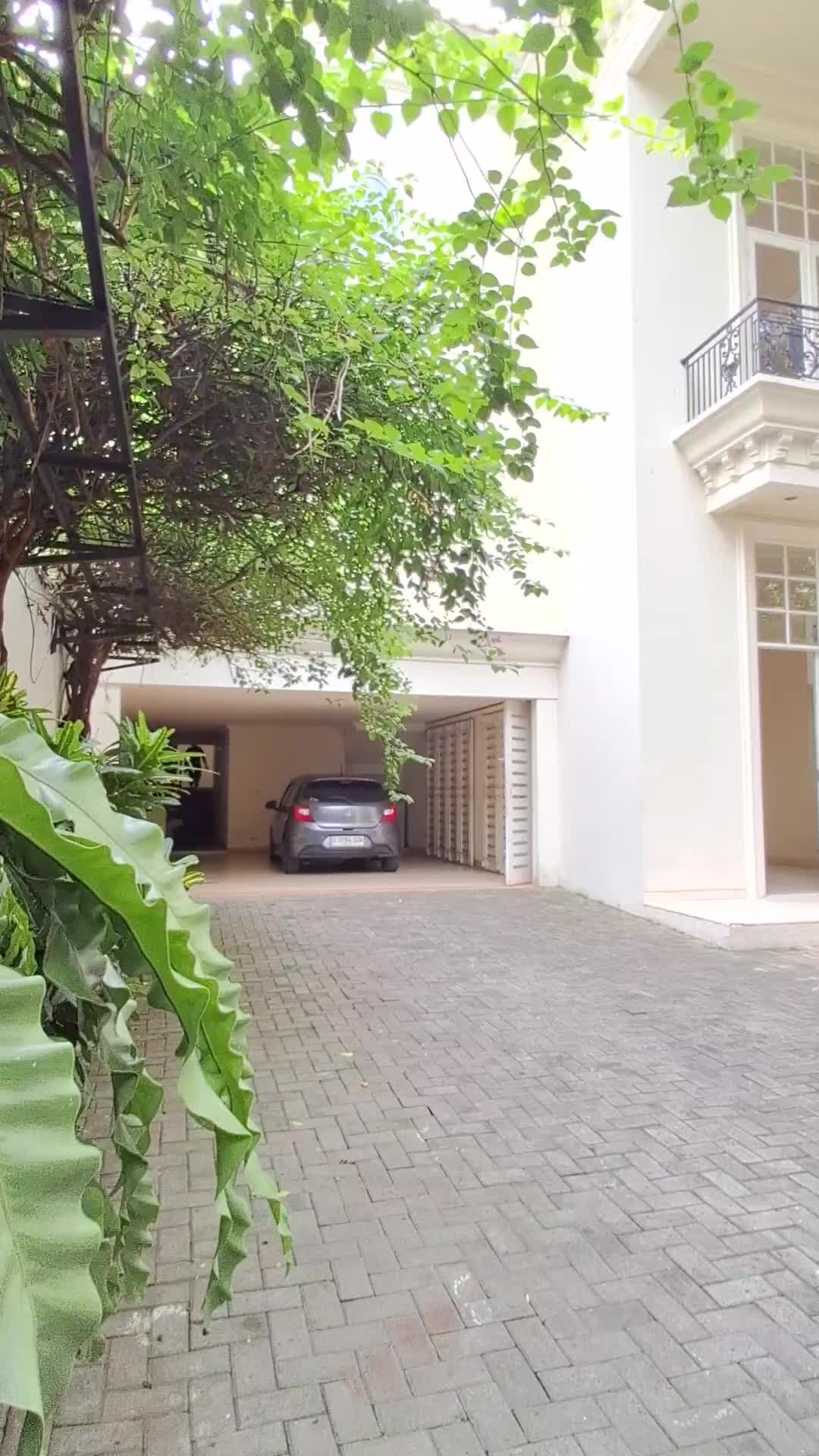 @julie7property