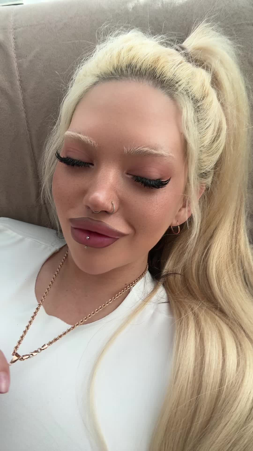 @kr1stinw