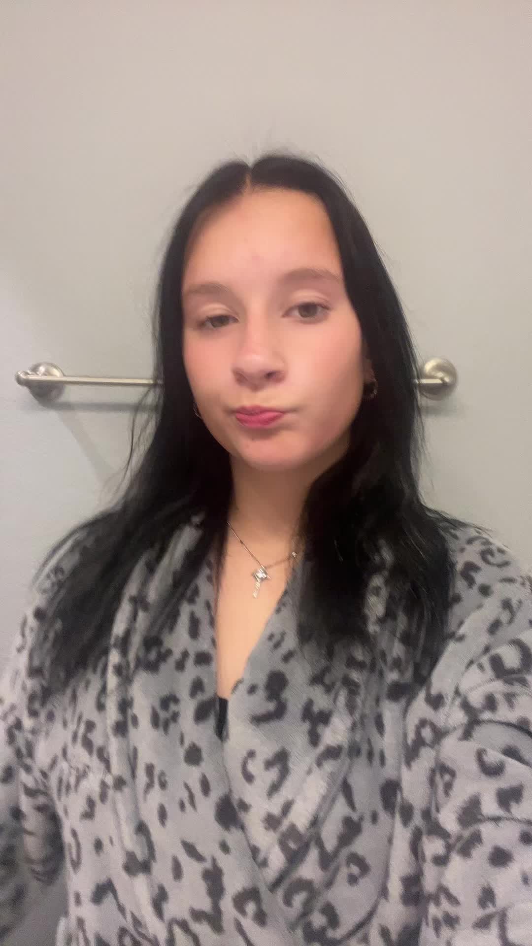 @꧁ 𝓐𝓿𝓪 ꧂
