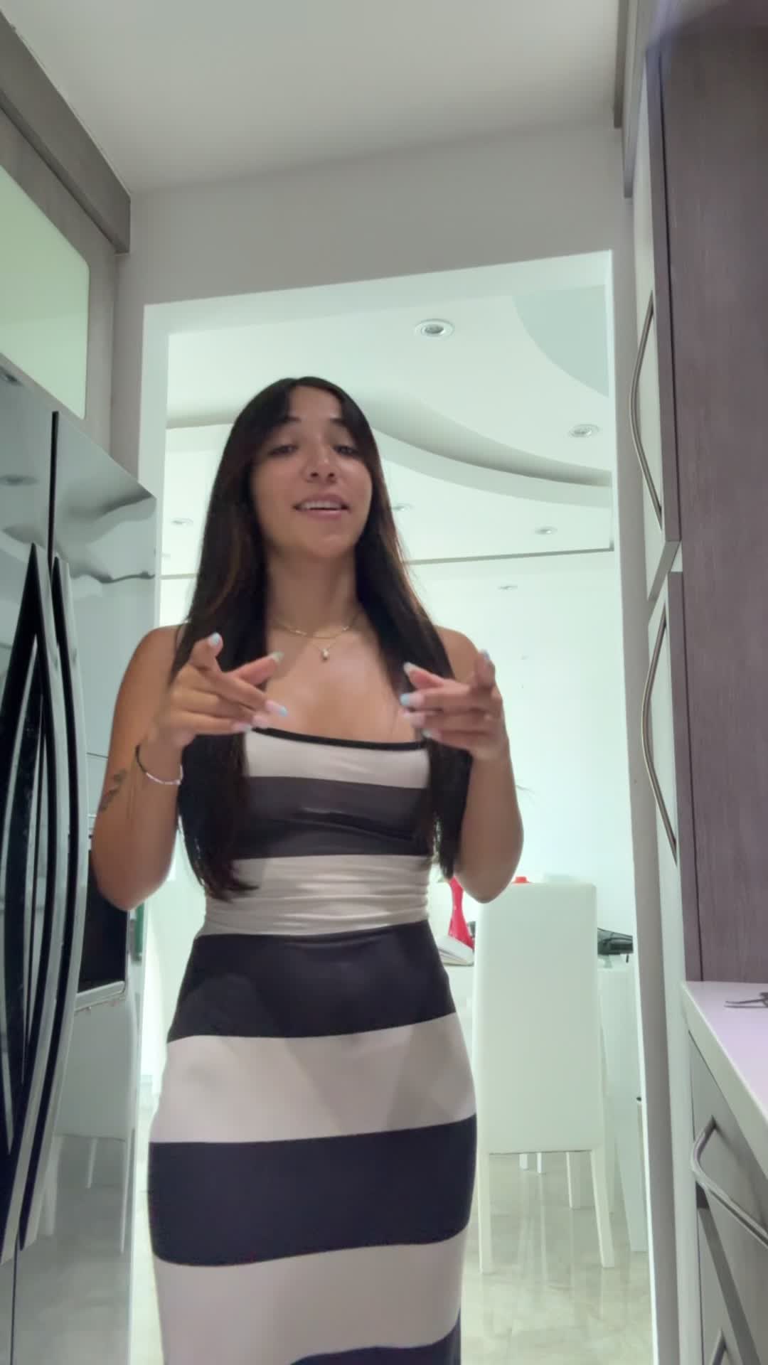 @Alexandra Pereles