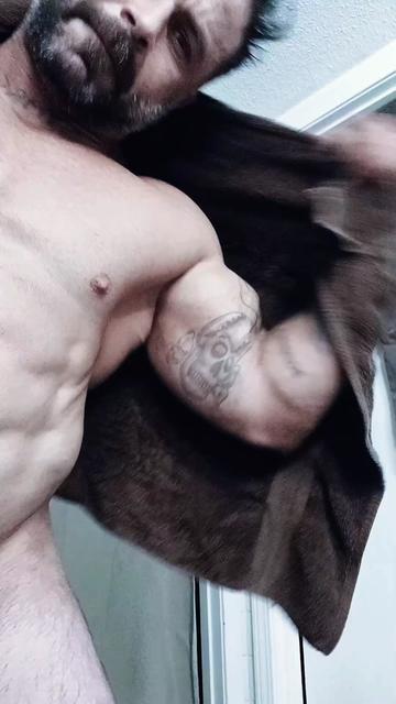 @Flesh_artist_1985