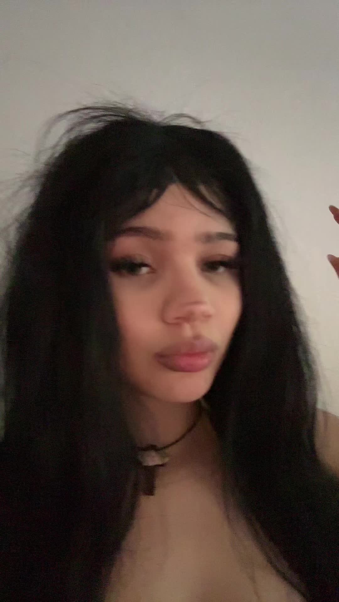 @️