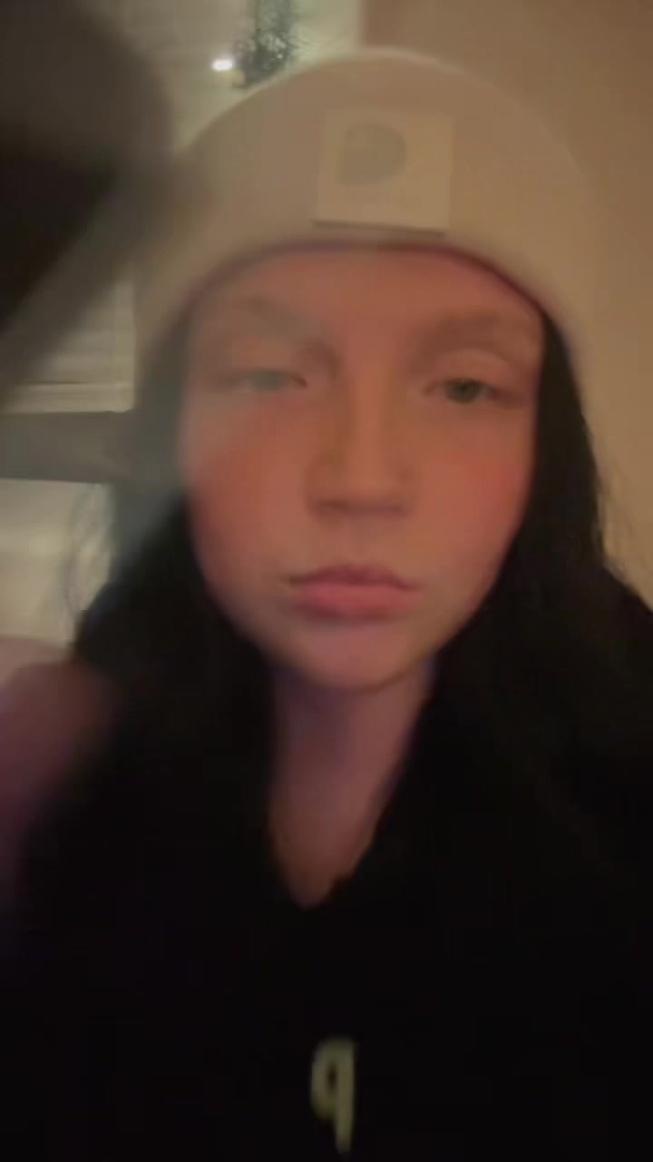 @ǝɐᴚ