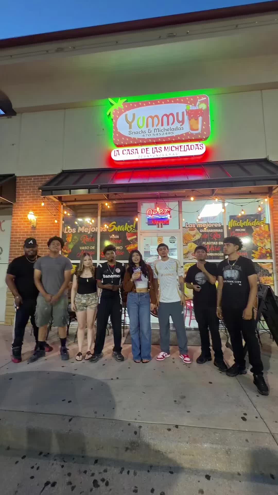 @Yummy snacks y micheladas