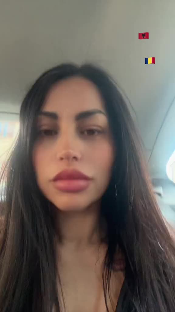 @Desyreal10