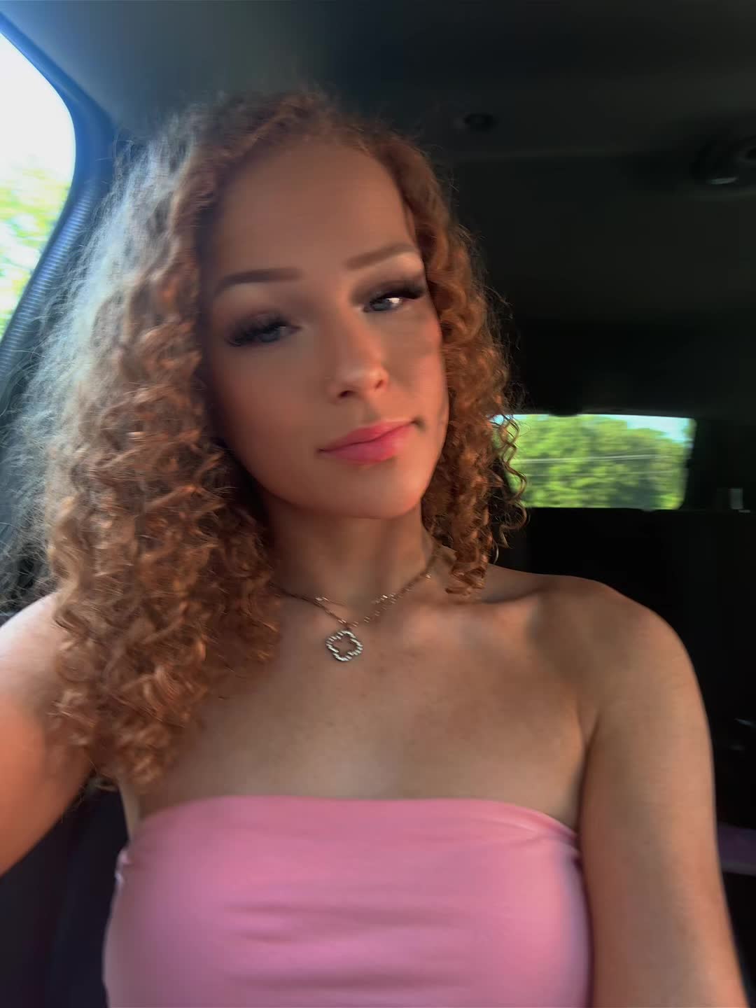 @𝔸𝕝𝕖𝕩𝕚𝕒♡︎