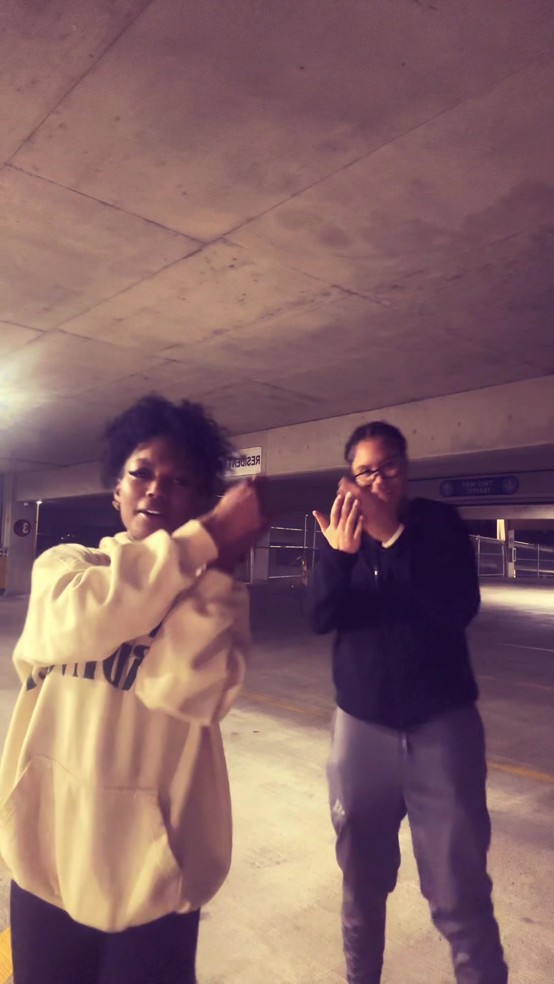 @A.M💫