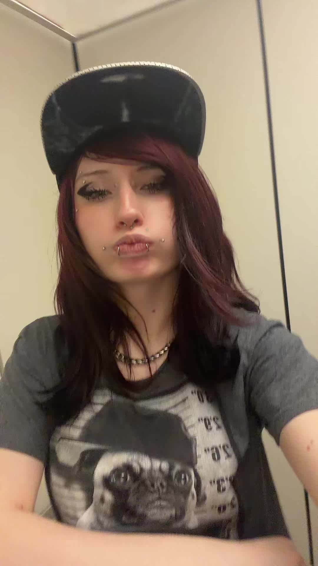 @💋