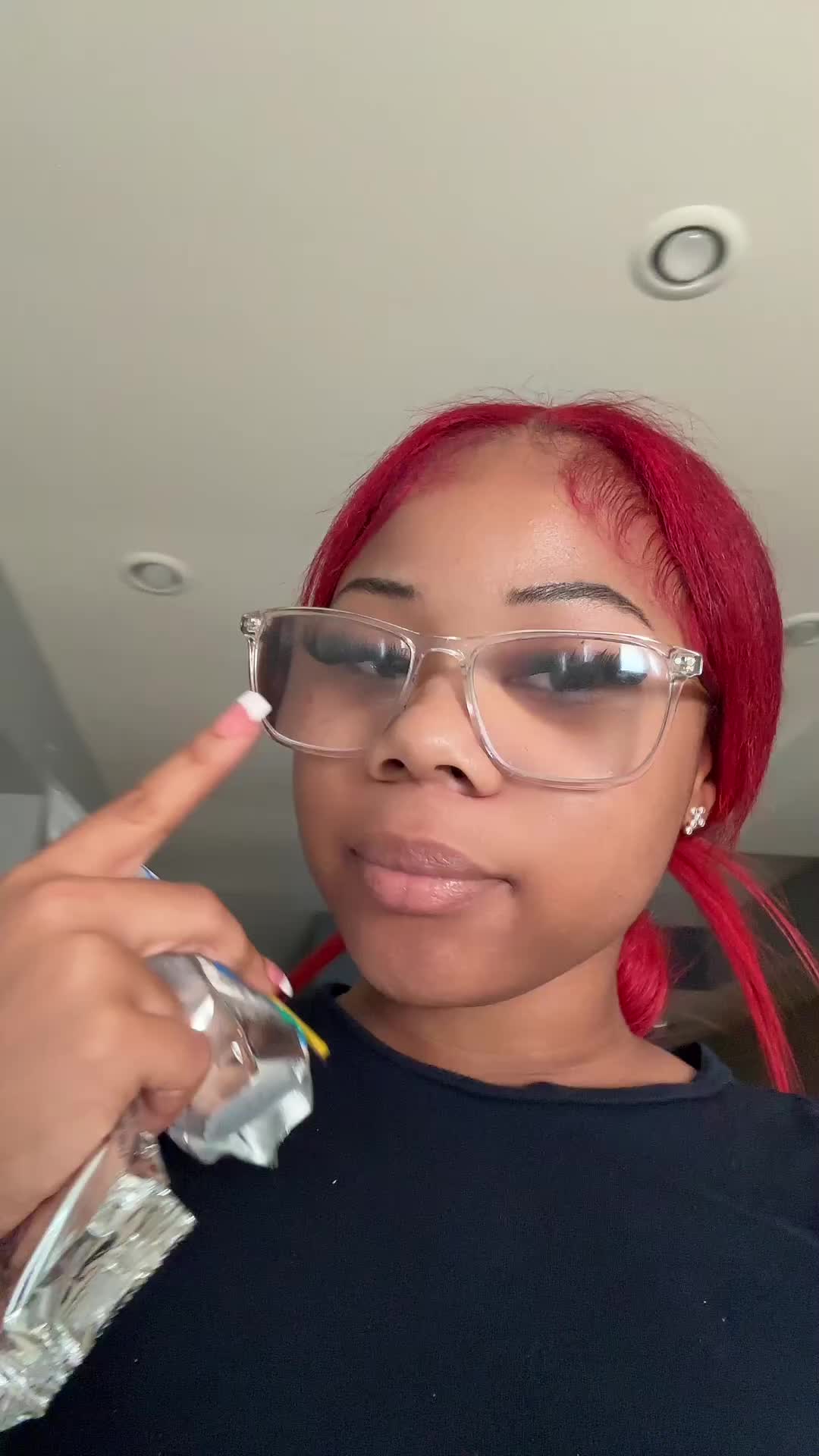 @raebb