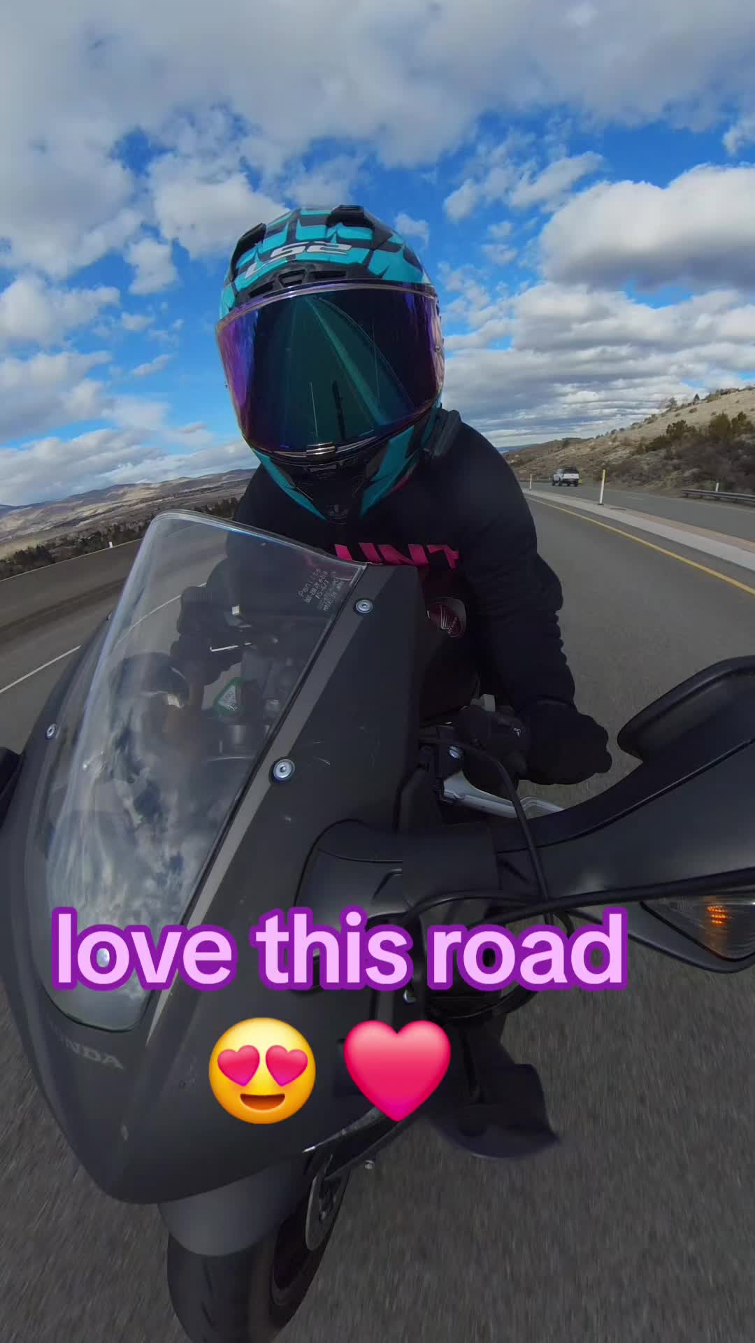 @r_skye27