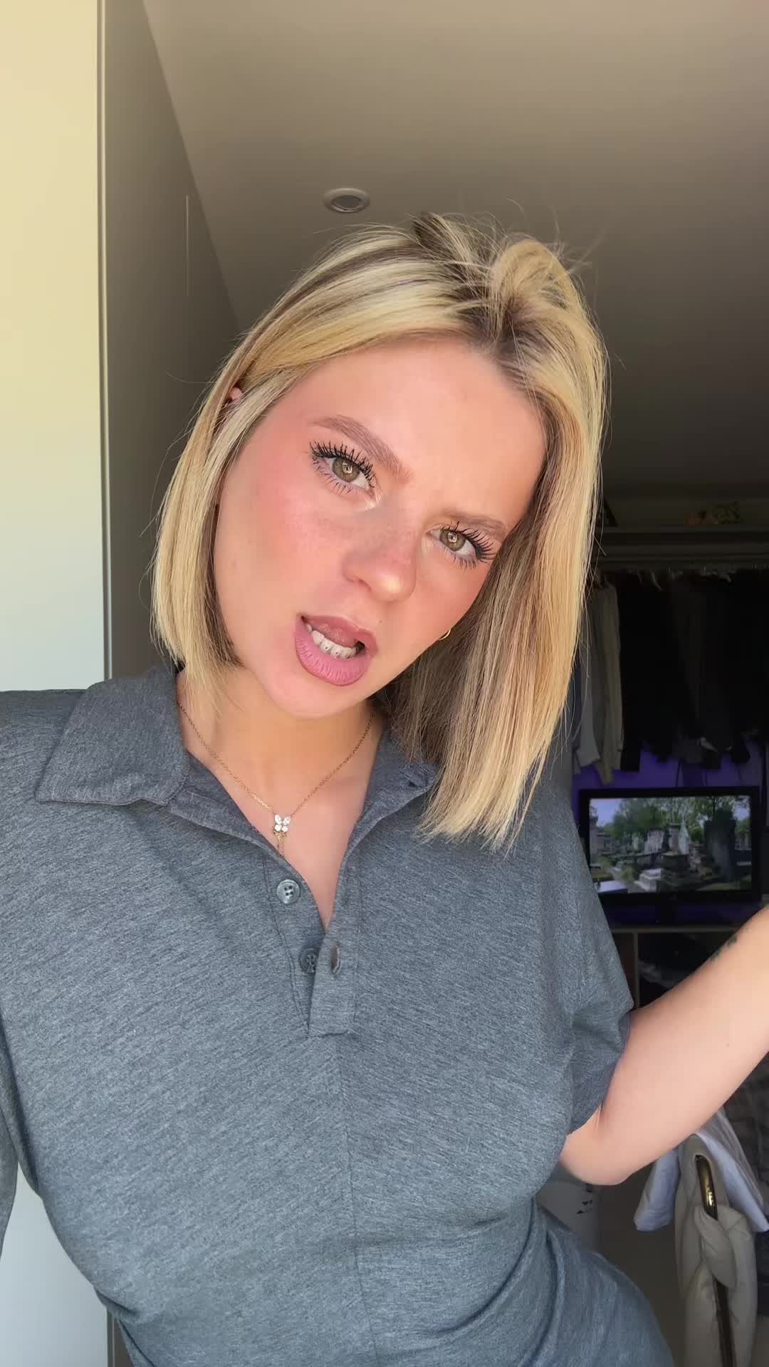 @Cassandre