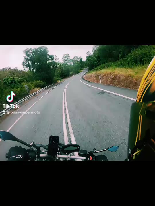 @brizzyktm1290superduke