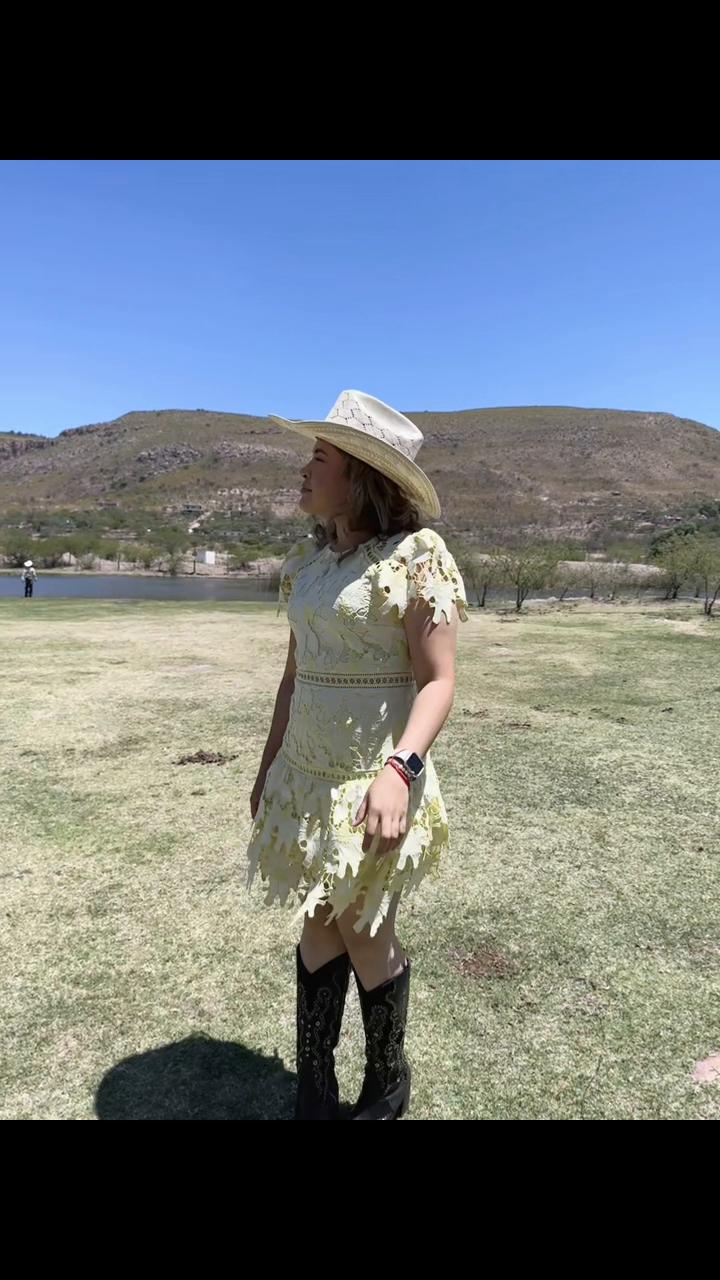 @karlaaa_dgo
