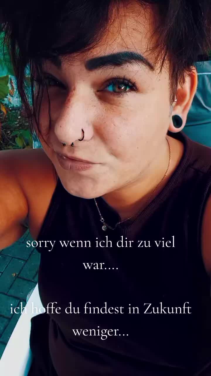 @Sarah🩷💛🩵