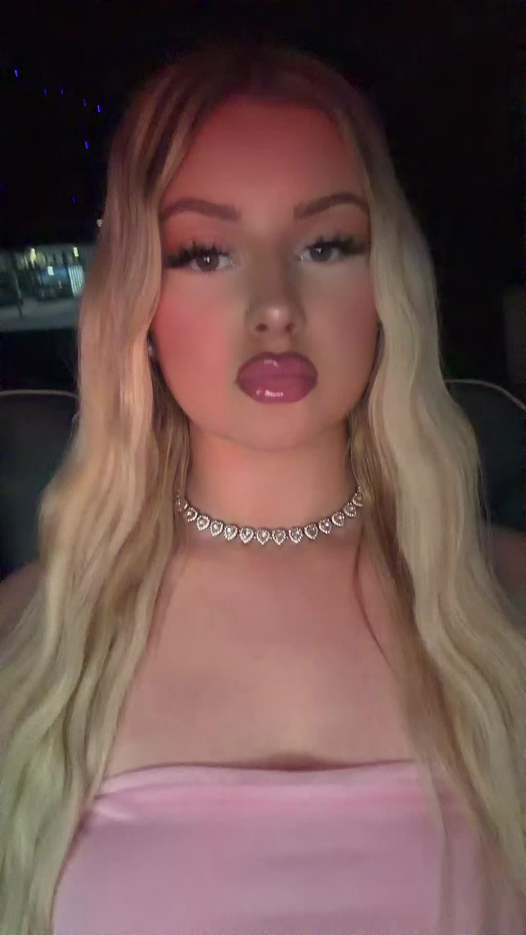 @rachelkrajj