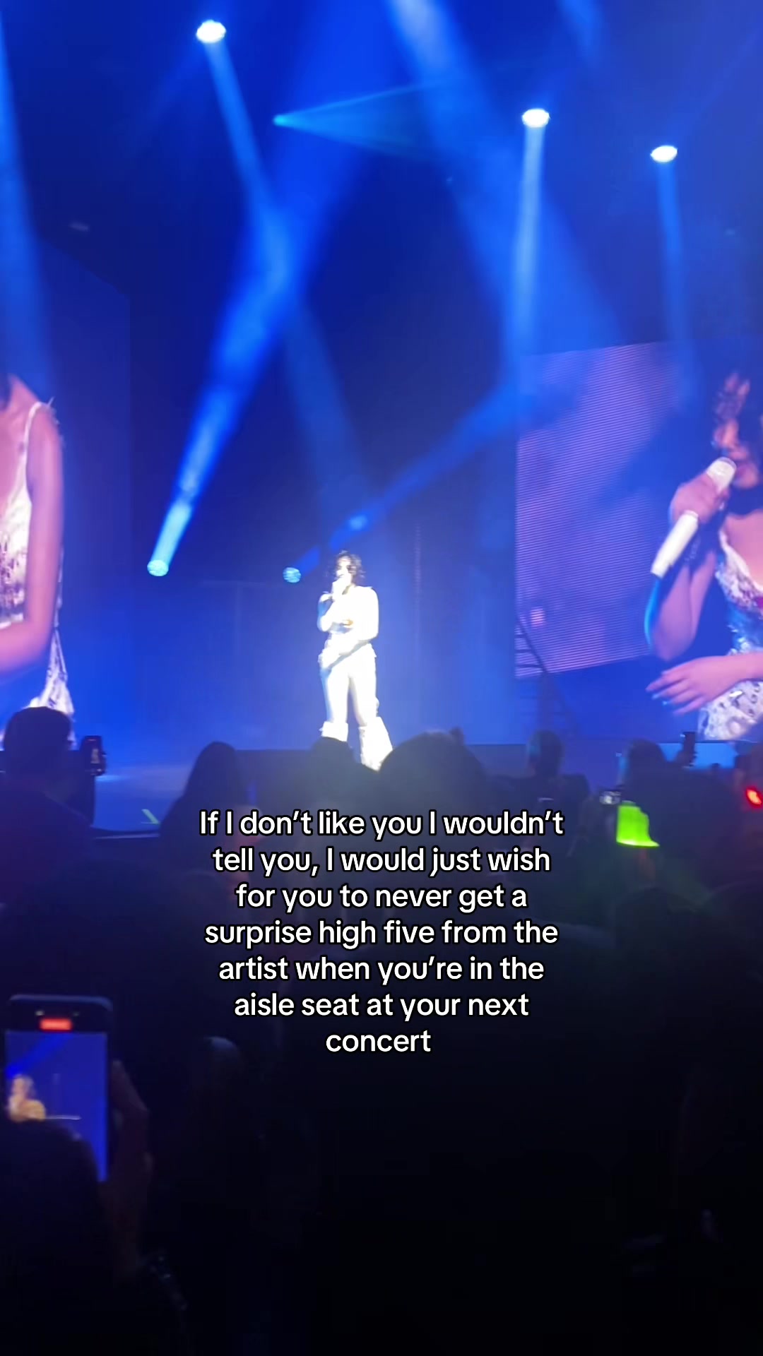 @Ella writes K-pop books
