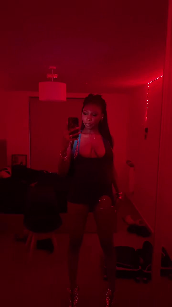 @𝒩𝒾𝒸𝑜𝓁𝑒