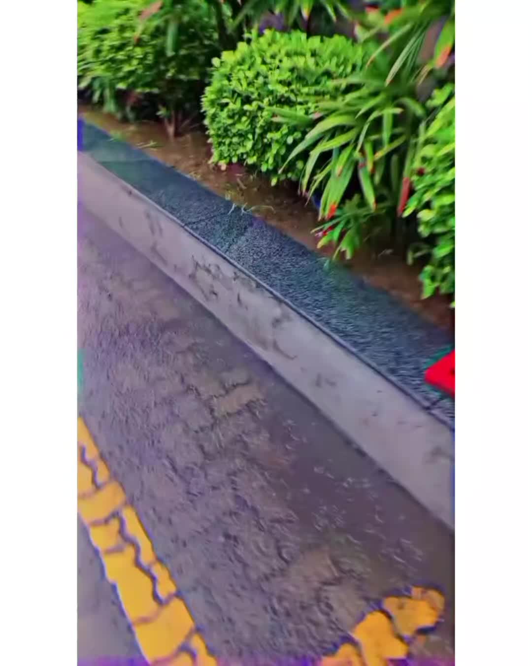 @️