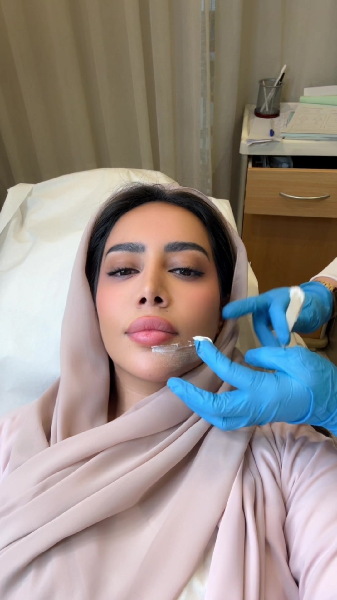 @HeyRow