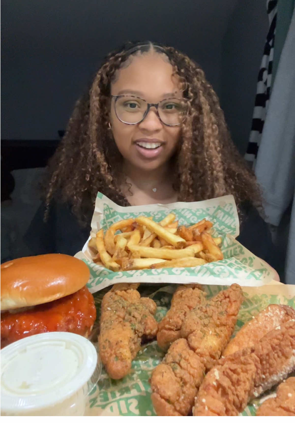 @jade🧚🏽&zwj;♂️🥪🍟🌯