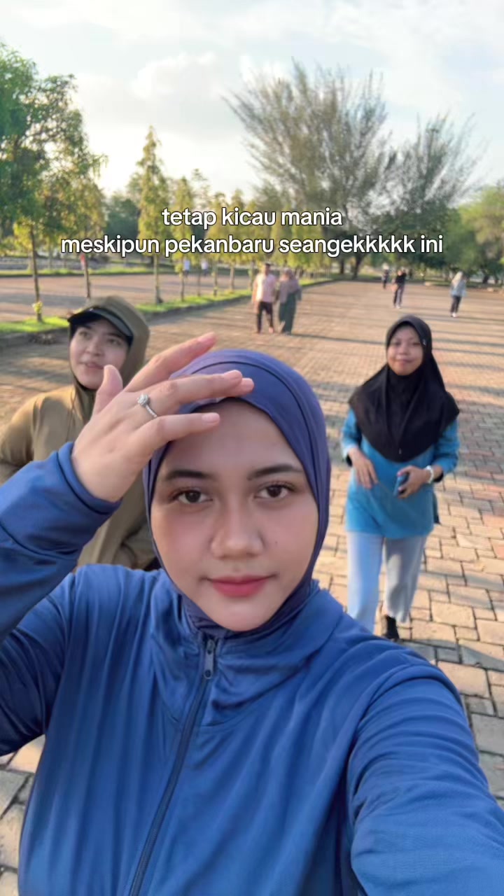 @KR